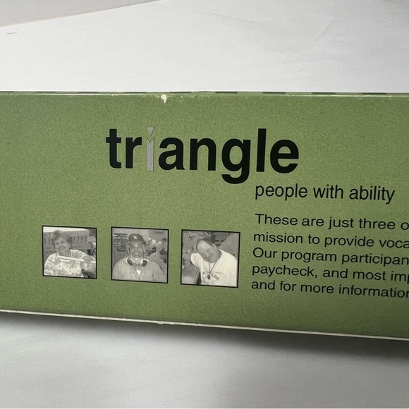 Triangle Inc. tie and belt rack - new in the box - Picture 8 of 8